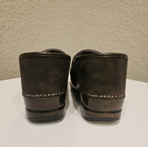 Dansko Brown Leather Clogs - Picture 3 of 7